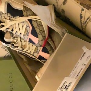 Gucci Rhyton gg sneakers